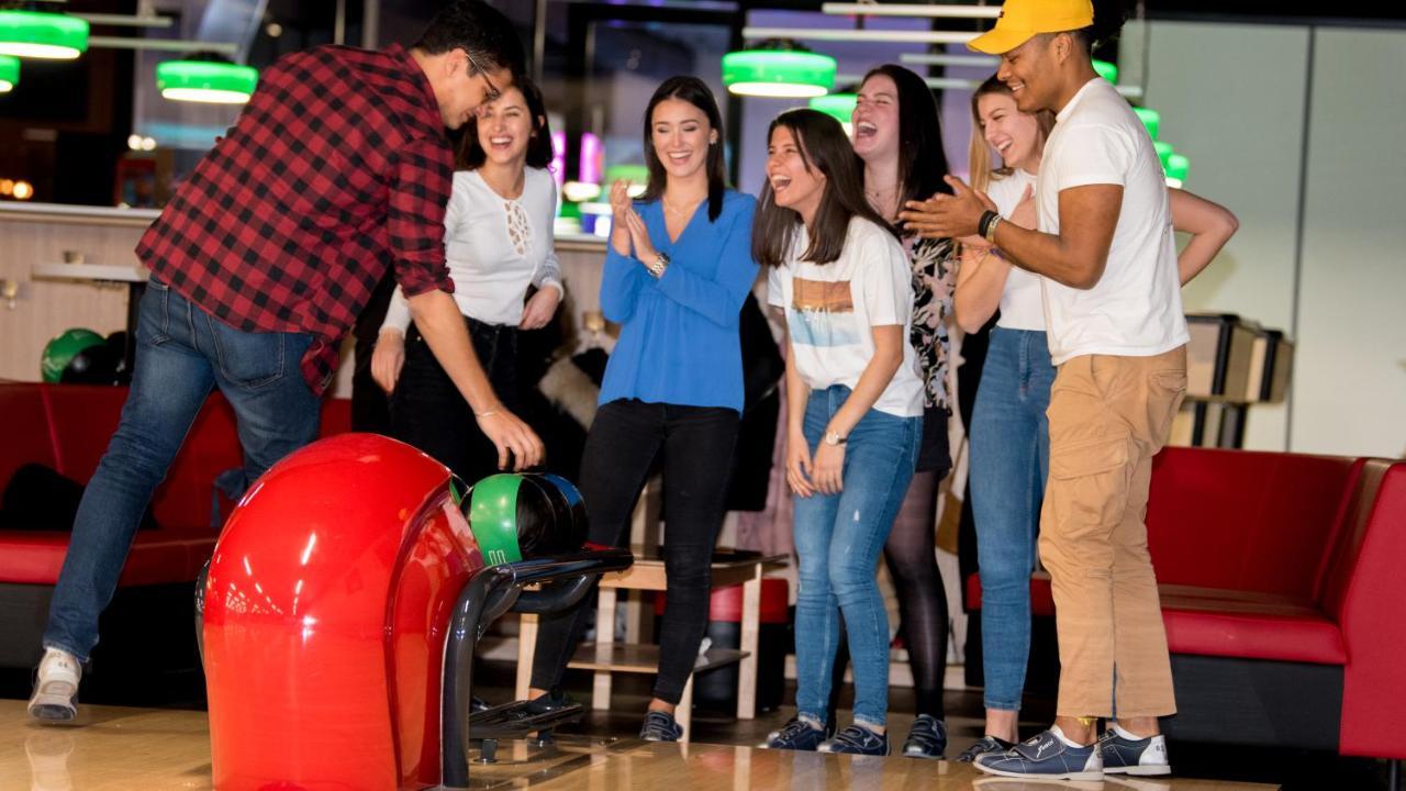 The Bowling Hotel Grens Ngoại thất bức ảnh