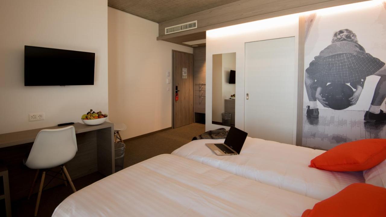 The Bowling Hotel Grens Ngoại thất bức ảnh
